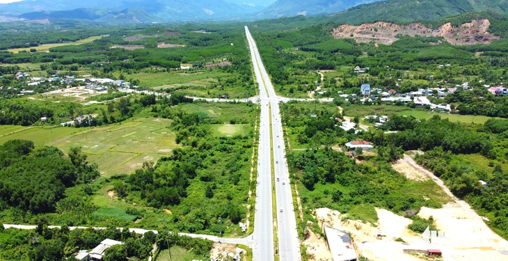 Đô thị sườn đồi ở Đà Nẵng sẽ có khu phi thuế quan quy mô gần 160ha - Ảnh 1.