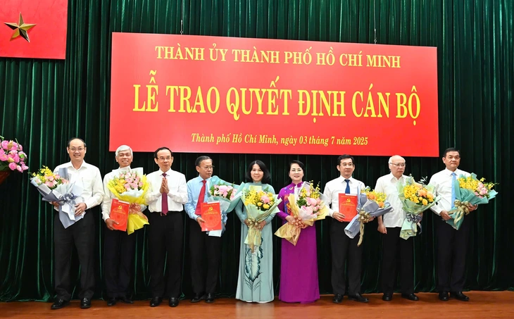 Nguyên Chủ tịch HĐND TP.HCM Nguyễn Thị Lệ nhận quyết định nghỉ hưu trước tuổi- Ảnh 2.