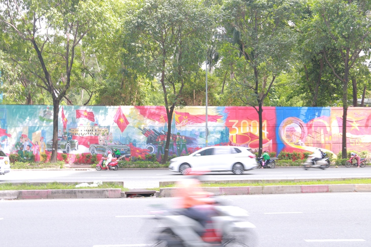 bích họa - Ảnh 2.