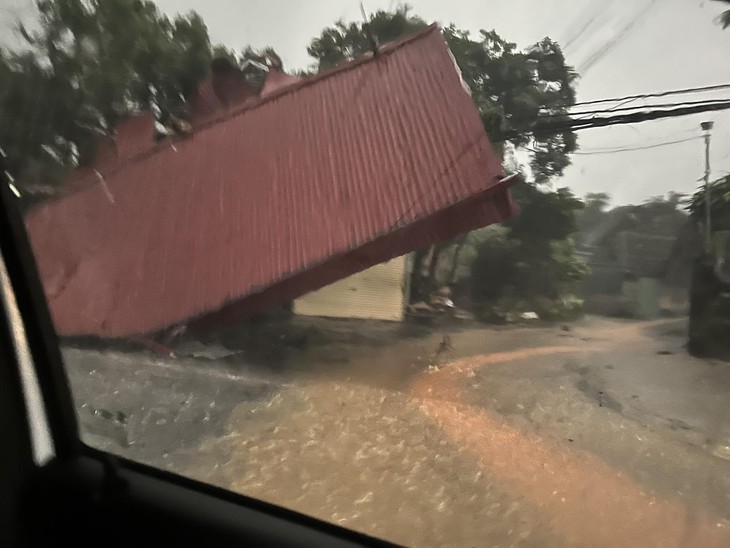 mưa to - Ảnh 1.
