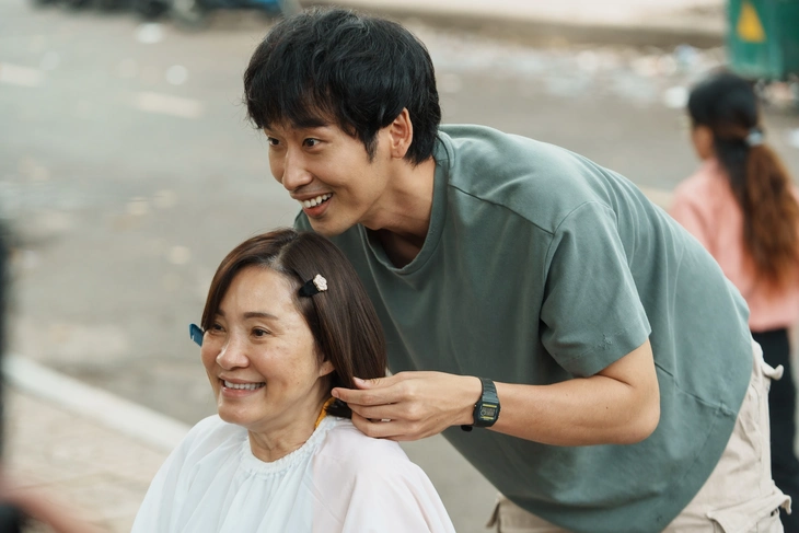 Mang mẹ đi bỏ - Ảnh 2.