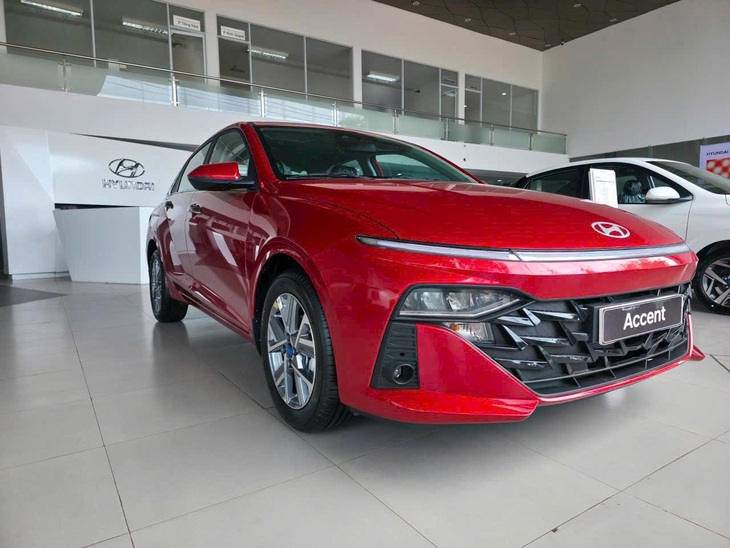 Hyundai Accent - Ảnh 3.