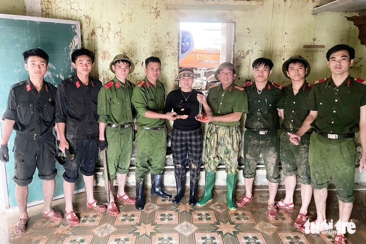 dọn lũ - Ảnh 1.