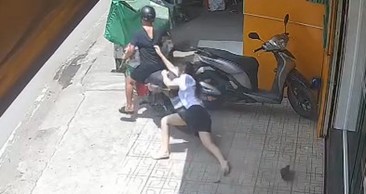 cướp tiệm vàng - Ảnh 2.
