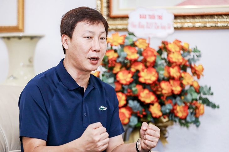 Kim Sang Sik - Ảnh 1.