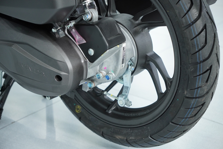 Honda Vario 125 - Ảnh 9.