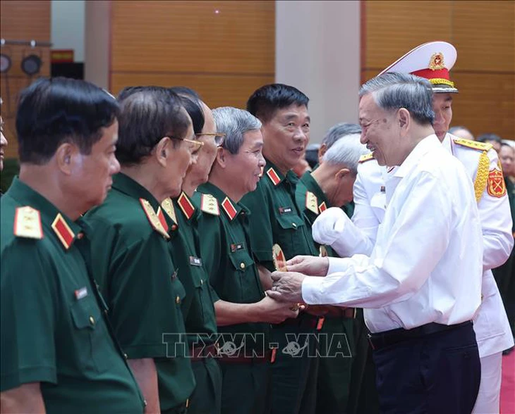 'Trong chiến đấu mà em có hy sinh, hòa bình anh nhớ đem em về nghĩa trang, làm giỗ cho em nhé' - Ảnh 3.