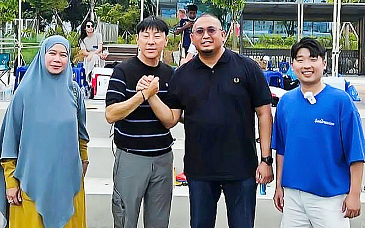 Ông Shin Tae Yong có công việc huấn luyện sau 7 tháng chia tay Indonesia - Ảnh 2.