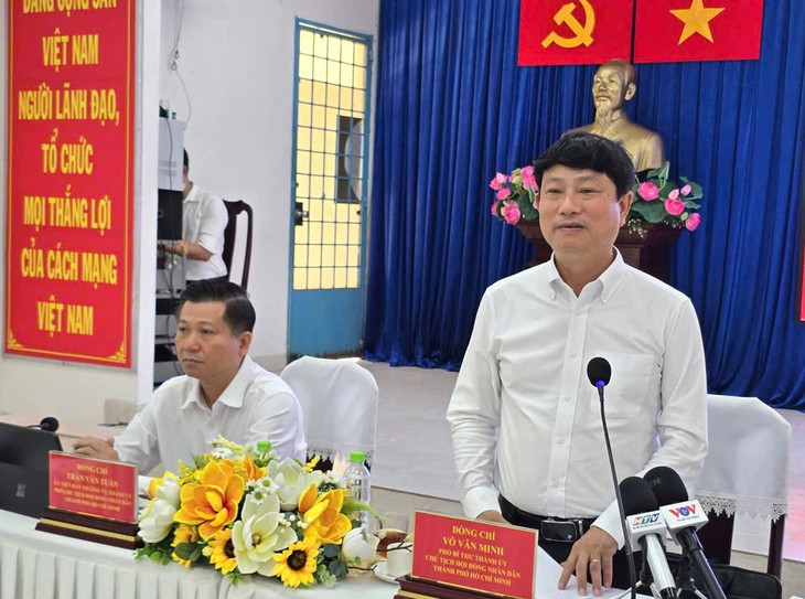 Chủ tịch HĐND TP.HCM Võ Văn Minh: Đảng bộ phường, xã bám sát chỉ tiêu cụ thể để phấn đấu - Ảnh 1.