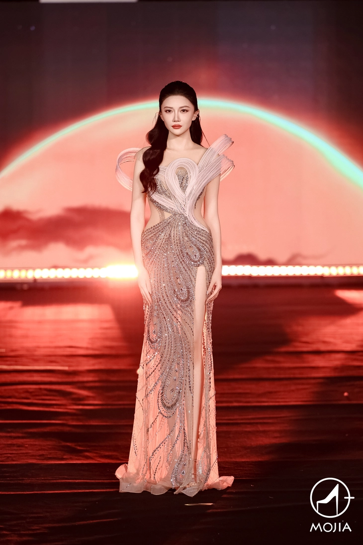 hoa hậu - Ảnh 7.