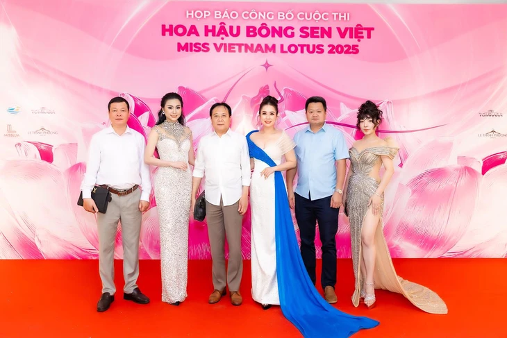 Có Hoa hậu Bông sen Việt liệu có Hoa hậu bông súng? - Ảnh 1. Bông sen Việt - Ảnh 1.