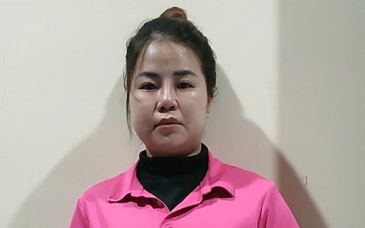 Trưởng phòng ma túy vận động người bị truy nã từ Campuchia về nước đầu thú - Ảnh 2.