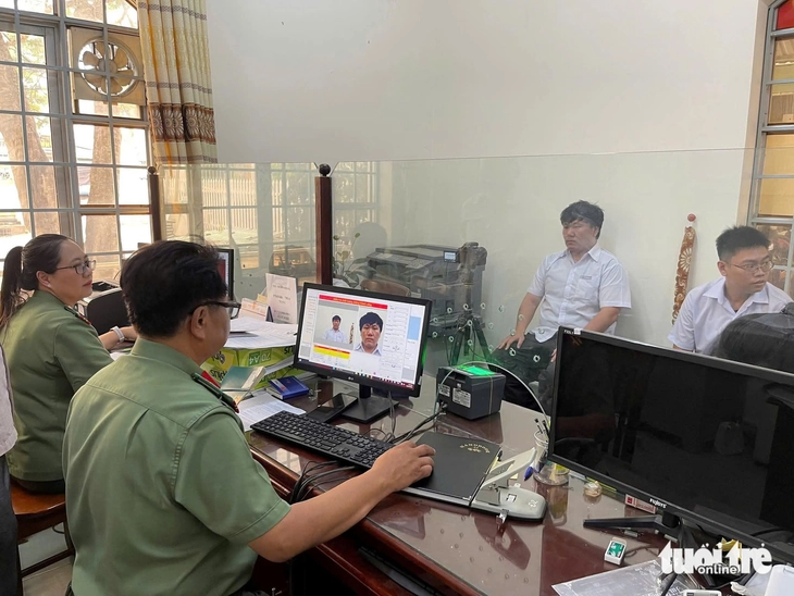 Người dân Vĩnh Long đến đâu để được cấp căn cước, định danh điện tử? - Ảnh 3.