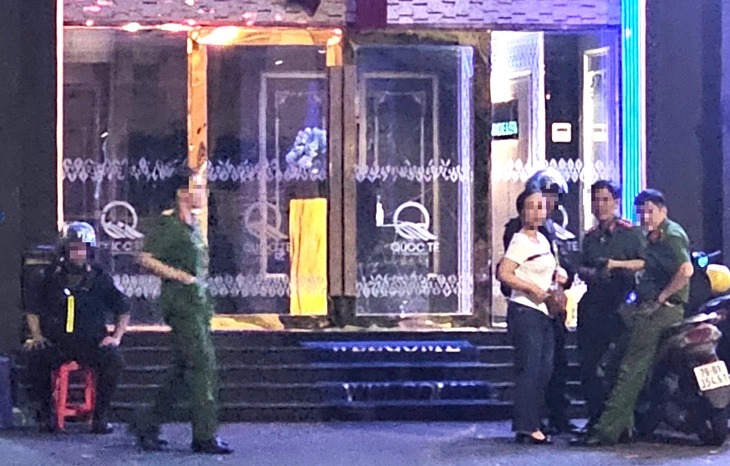 Bộ Công an điều tra biểu hiện hoạt động mại dâm tại 2 cơ sở massage, karaoke ở Nha Trang- Ảnh 1. Bộ Công an điều tra biểu hiện hoạt động mại dâm tại 2 cơ sở massage, karaoke ở Nha Trang- Ảnh 1.