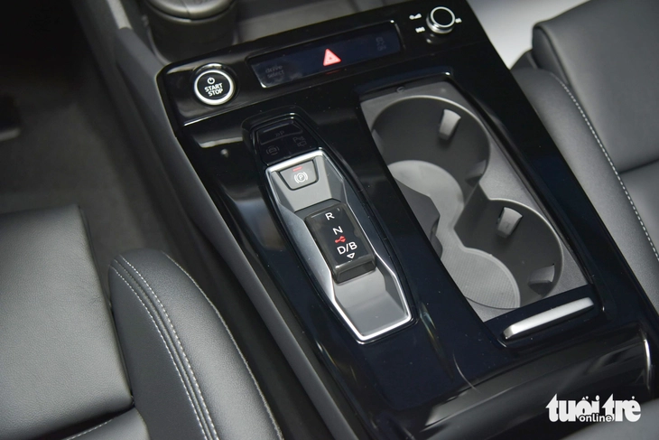 Audi Q6 e-tron - Ảnh 12.