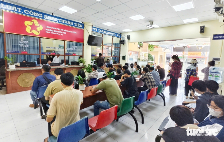 Bình Hưng Hòa - Ảnh 1.