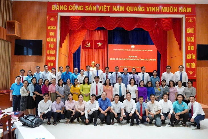 Ủy ban MTTQ Việt Nam TP.HCM công bố nhân sự các ban tham mưu, giúp việc - Ảnh 7.