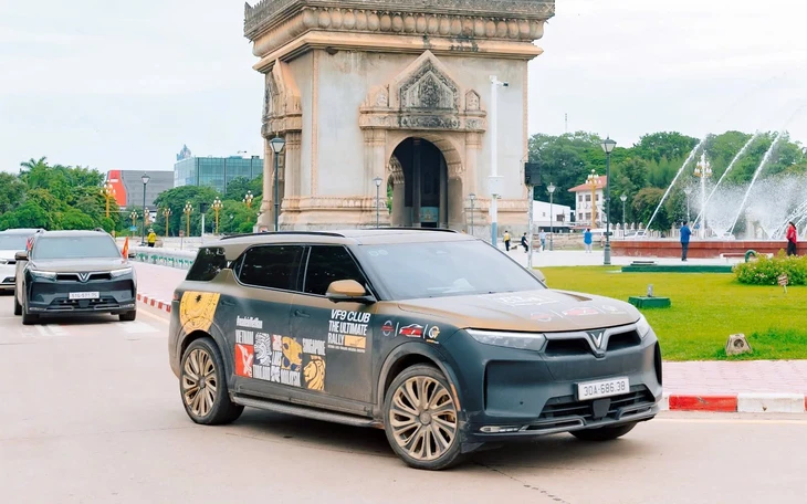 Chỉ một lần sạc, xe điện chạy hơn 1.200km, lập kỷ lục thế giới mà không cần bất cứ hỗ trợ nào - Ảnh 4.