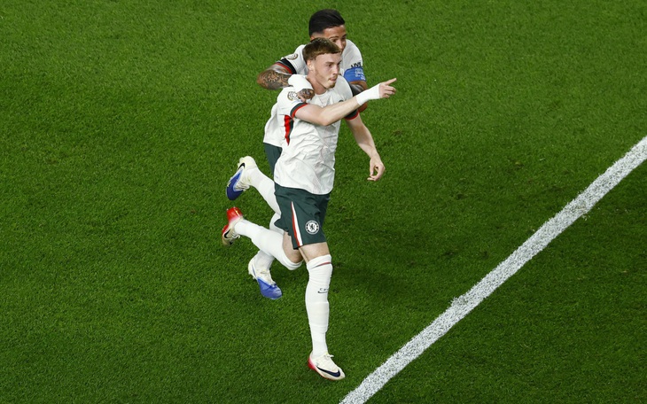 Cầu thủ 45 tuổi rực sáng tại FIFA Club World Cup - Ảnh 2.