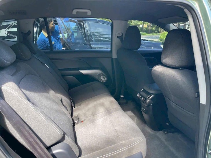 VinFast Limo Green - Ảnh 5.