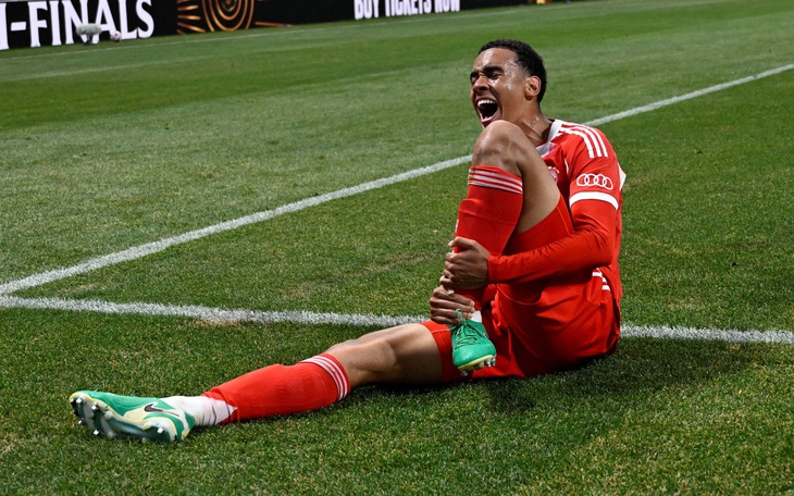 Arsenal 'nẫng tay trên' Man United để ký hợp đồng với Gyokeres - Ảnh 2.