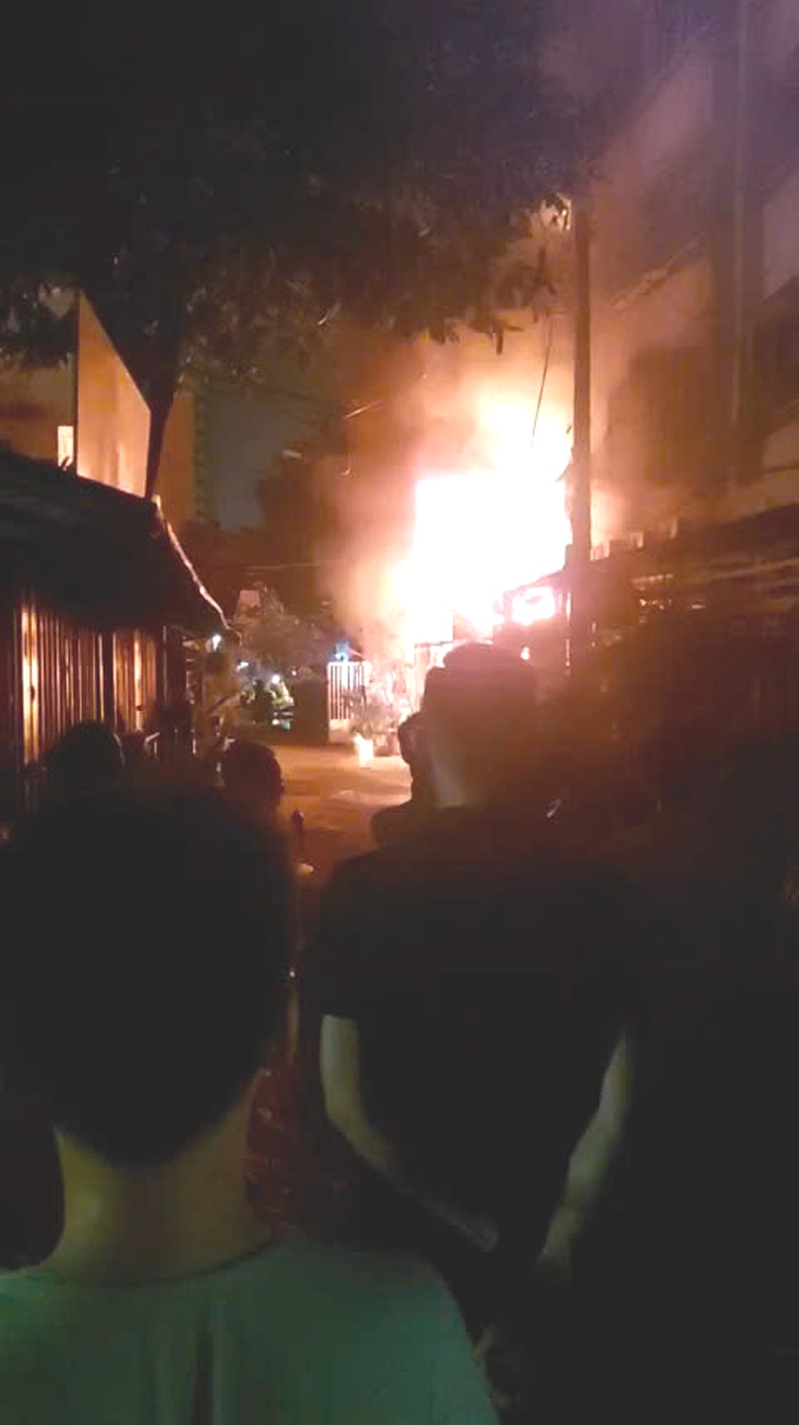 cháy chung cư - Ảnh 10.