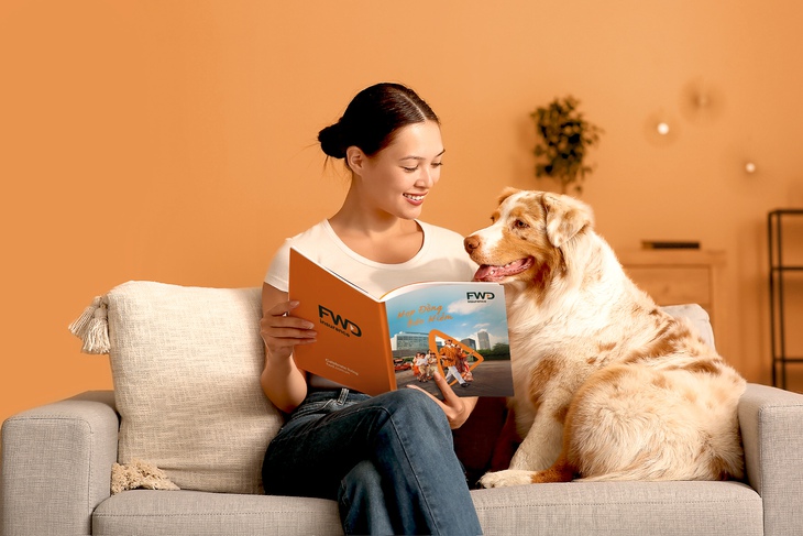 FWD cải tiến bộ hợp đồng bảo hiểm và ứng dụng di động - Ảnh 1.