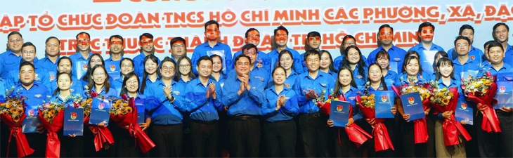 Thanh niên tình nguyện nhận nhiều phần việc bức thiết của xã hội Thanh niên tình nguyện nhận nhiều phần việc bức thiết của xã hội