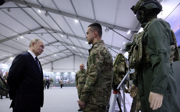 Ông Trump nổi giận với ông Putin, cân nhắc trừng phạt Nga mạnh tay - Ảnh 2.