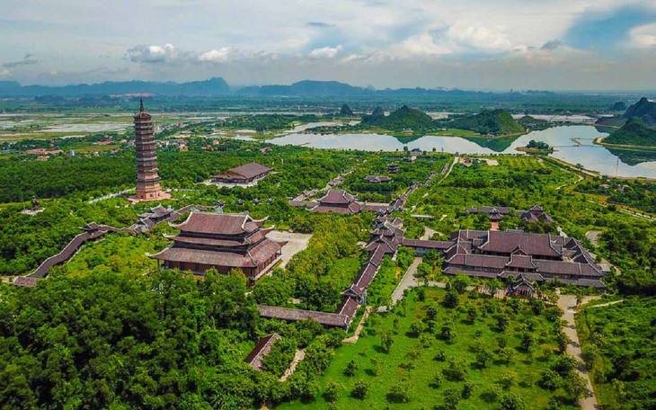 Hàng không Việt Nam 'bung lụa' - Ảnh 2.