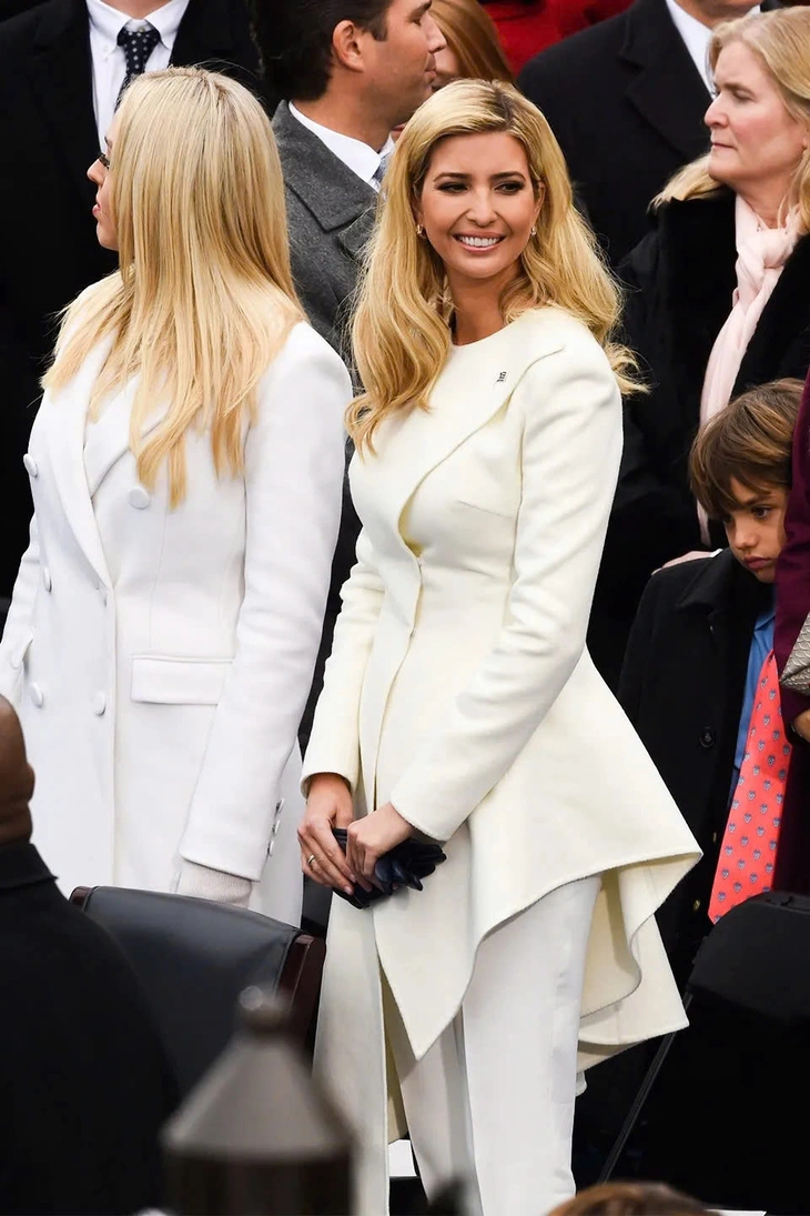 Ivanka - con gái ông Trump: Gu thời trang thanh lịch, vóc dáng đẹp như siêu mẫu - Ảnh 4. Ivanka Trump - Ảnh 2.