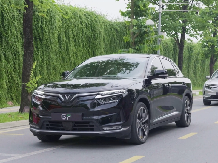'VinFast VF 8 cũ qua tay GF chăm sóc và bán lại có điểm tương đương xe mới' - Ảnh 5.