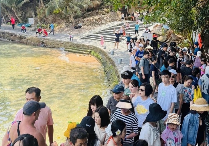 Khách Hàn ngày càng 'mê mệt' Phú Quốc - Ảnh 1.