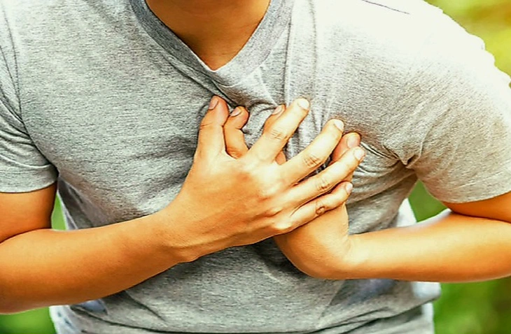 Đột tử khi đang ở độ tuổi vàng của đời người, tránh được không? - Ảnh 1.