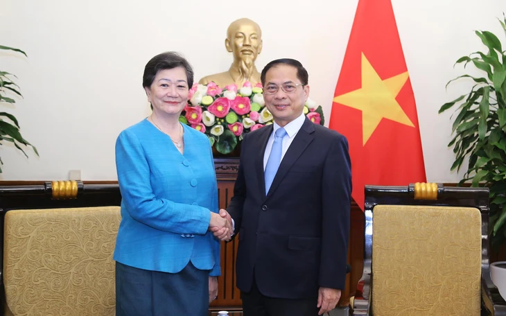 Tổng Bí thư Tô Lâm điện đàm với ông Hun Sen - Ảnh 3.