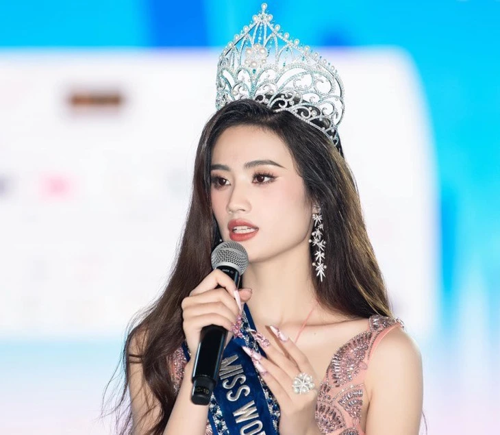 Ý Nhi - Ảnh 1.