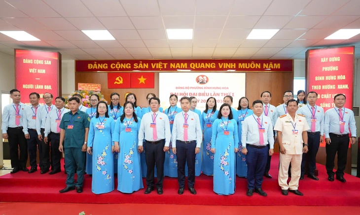 Phó bí thư quận đông dân nhất TP.HCM cũ làm bí thư phường Bình Hưng Hòa - Ảnh 2.