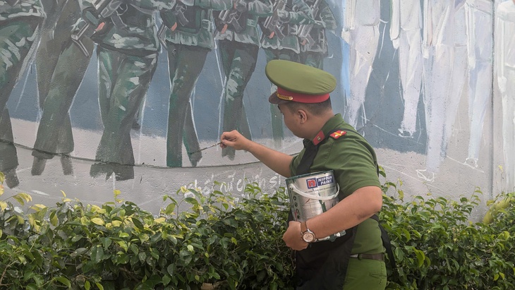 'Thổi hồn' vào bức tường bao quanh Thảo cầm viên Sài Gòn bằng câu chuyện lịch sử - Ảnh 3.
