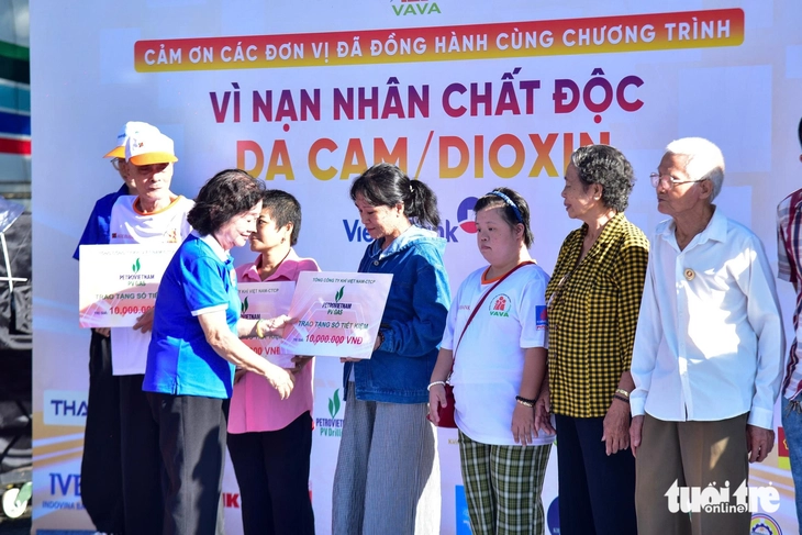 TP.HCM: Hơn 5.000 người đi bộ đồng hành vì nạn nhân chất độc da cam - Ảnh 3.