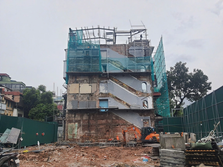Hàm cá mập - Ảnh 1.