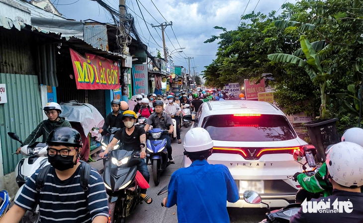 đường Lương Ngọc Quyến - Ảnh 1.