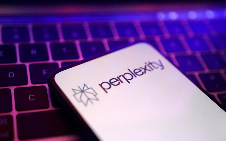 Tờ báo hàng đầu của Pakistan bị chỉ trích vì để lộ đoạn văn của ChatGPT ngay trong bài báo in - Ảnh 3.