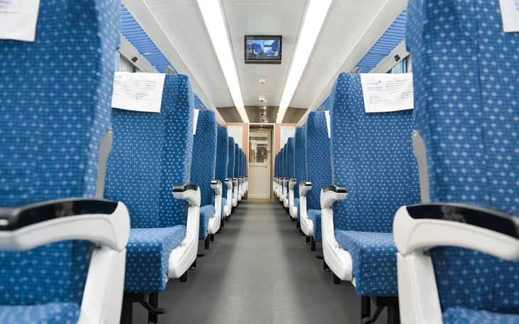 Diện mạo mới của đoàn tàu di sản nối Huế - Đà Nẵng có gì? - Ảnh 3.