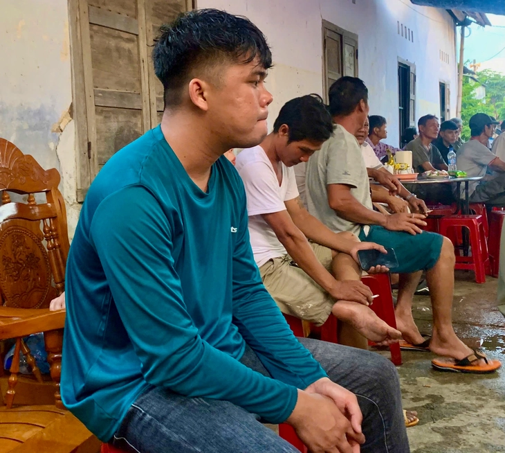 Tai nạn ở công trường cao tốc Quy Nhơn - Chí Thạnh: Người cha 'gà trống nuôi con' vĩnh viễn không về - Ảnh 1.