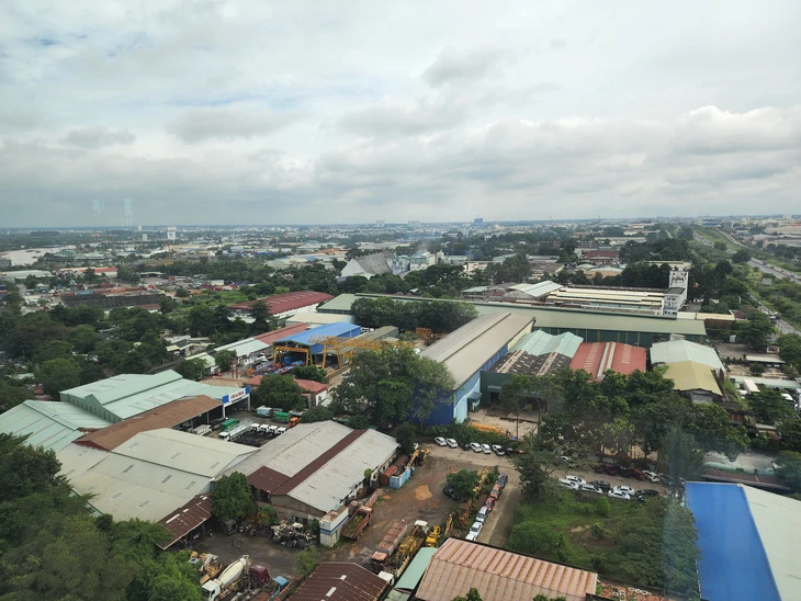 10 doanh nghiệp đầu tiên ở Khu công nghiệp Biên Hòa 1 được bồi thường, hỗ trợ để di dời - Ảnh 1.