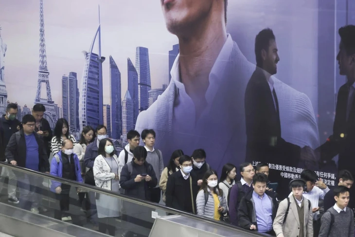 Nhân tài giúp ổn định thị trường nhà ở Hong Kong - Ảnh 1.