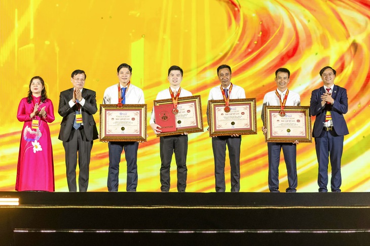 Đại nhạc hội - Ảnh 4.