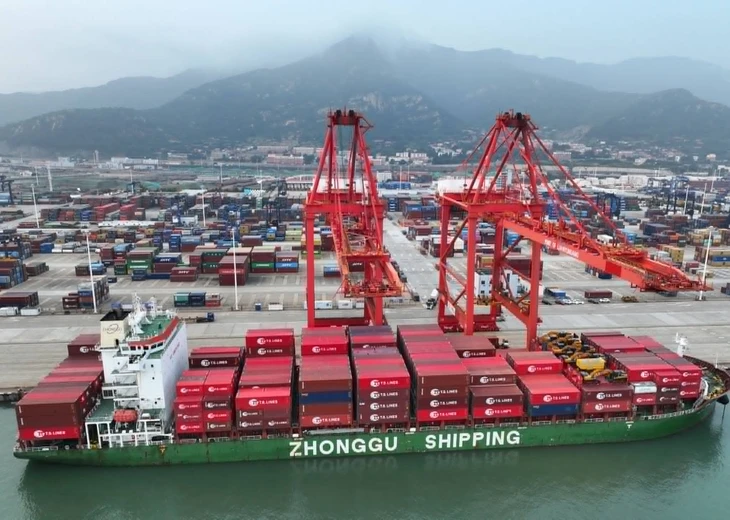 Mỹ - Trung hết 90 ngày đình chiến thuế quan - Ảnh 1. Mỹ - Trung - Ảnh 1.