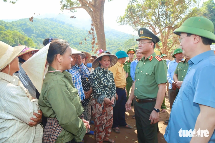 40 ngày đêm cao điểm xây 500 nhà, trường học cho vùng lũ Nghệ An - Ảnh 2.