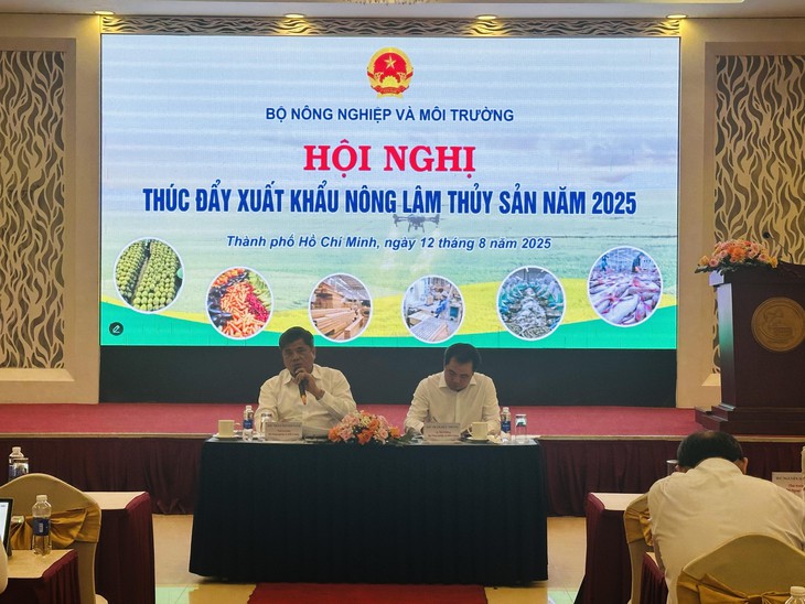 Từ chuyện Việt Nam nhập 'khủng' hạt dẻ cười, hạnh nhân từ Mỹ, bàn giải pháp thuế xuất khẩu - Ảnh 1.